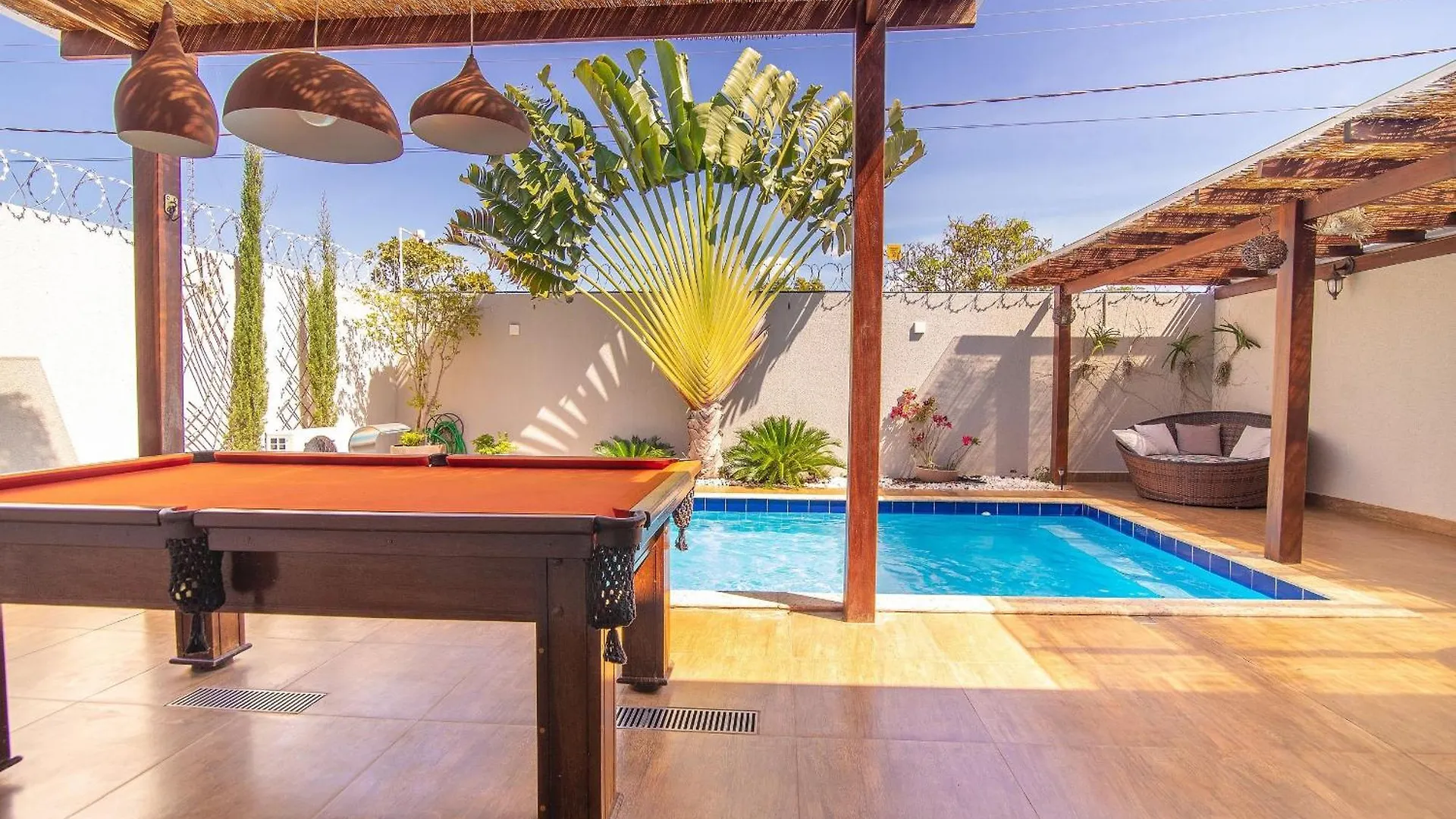 Casa Ipe - Luxo Em Cond Fechado C/Piscina Aquecida Villa Caldas Novas 0*,