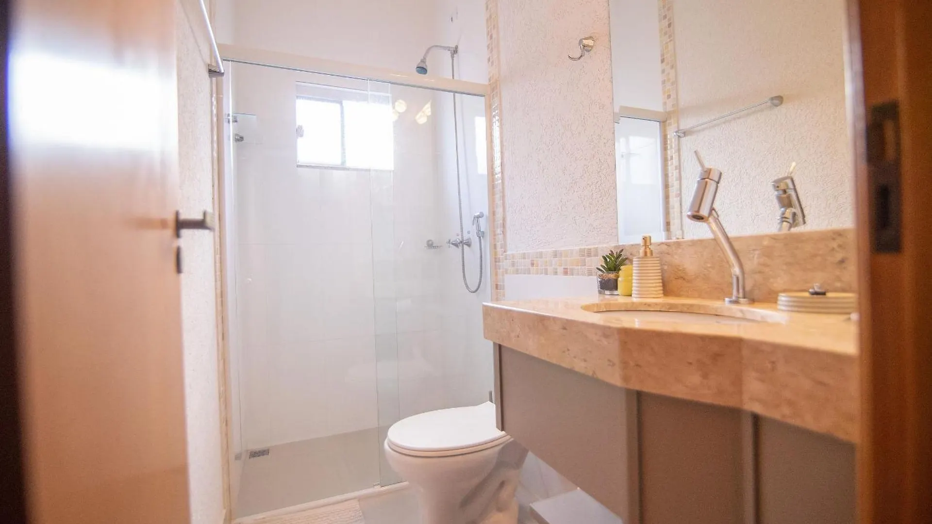 Casa Ipe - Luxo Em Cond Fechado C/Piscina Aquecida Villa Caldas Novas Nyaraló