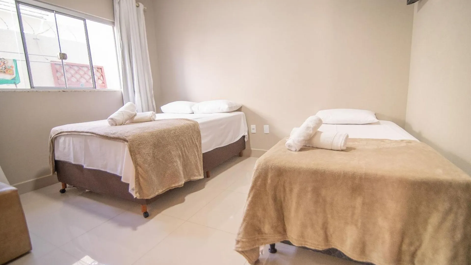 Casa Ipe - Luxo Em Cond Fechado C/Piscina Aquecida Villa Caldas Novas